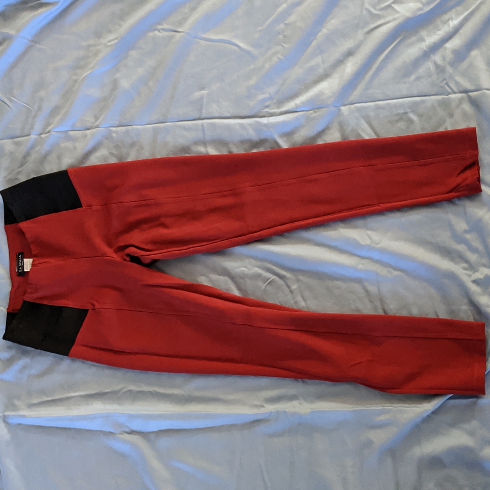 Women's rust boutique leggings